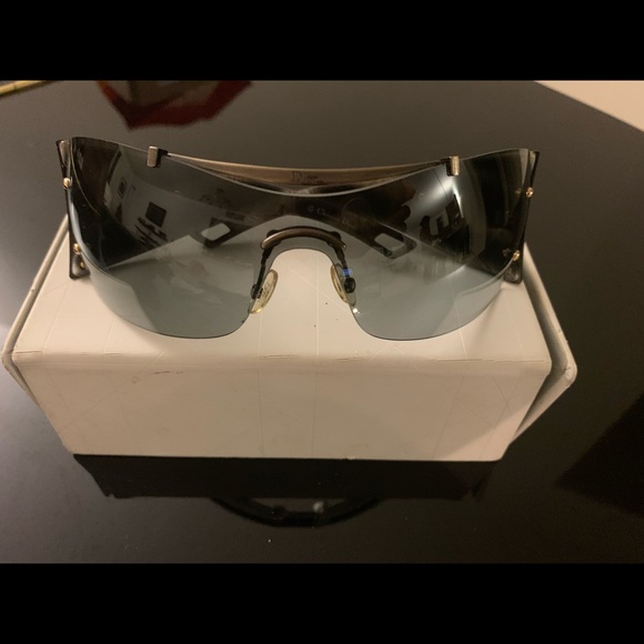 Christian Dior, Diorito 2 Sunglasses - Picture 1 of 4